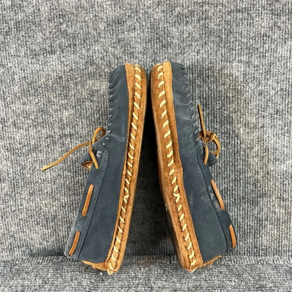 LL Bean Mens 8M Navy Suede Soft Sole Moccasin Slippers Whipstitch Blue Tan